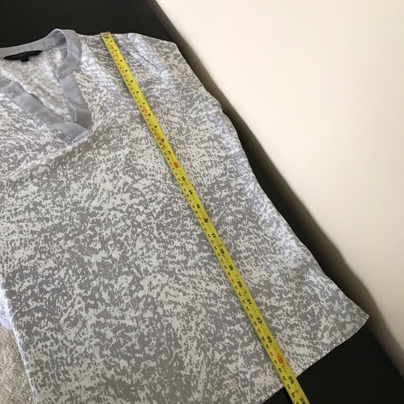 Kenneth Cole Select Women’s Blouse | Grey and White Split Neck Long Sleeve Top - Picture 12 of 12